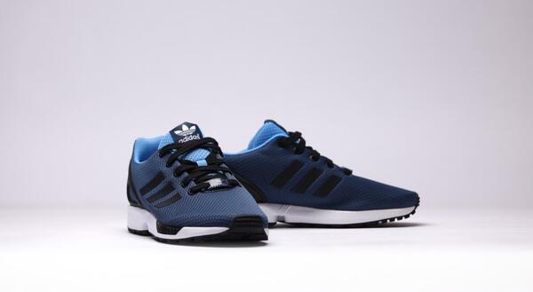 メル adidas Originals ZX Flux K 